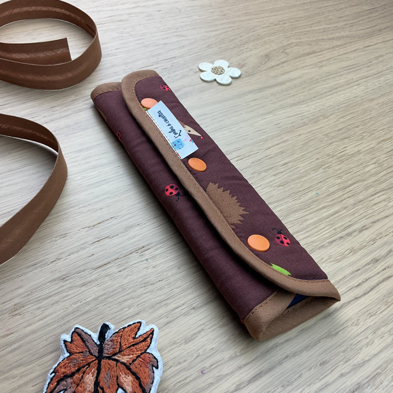 Protège-ceinture de sécurité enfant motif hérissons fait main Protège-ceinture de sécurité enfant motif hérissons fait main