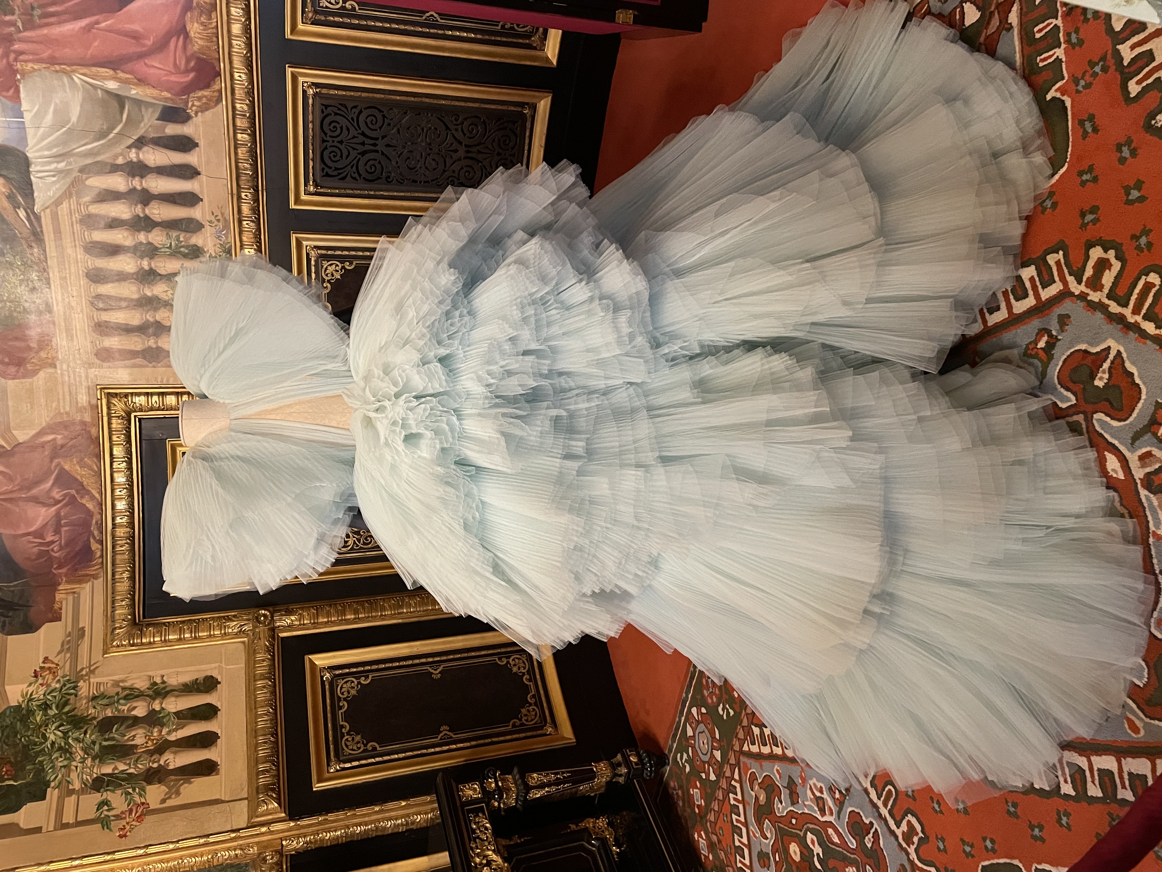 13-Robe en tulle volumineuse Giambattista Valli