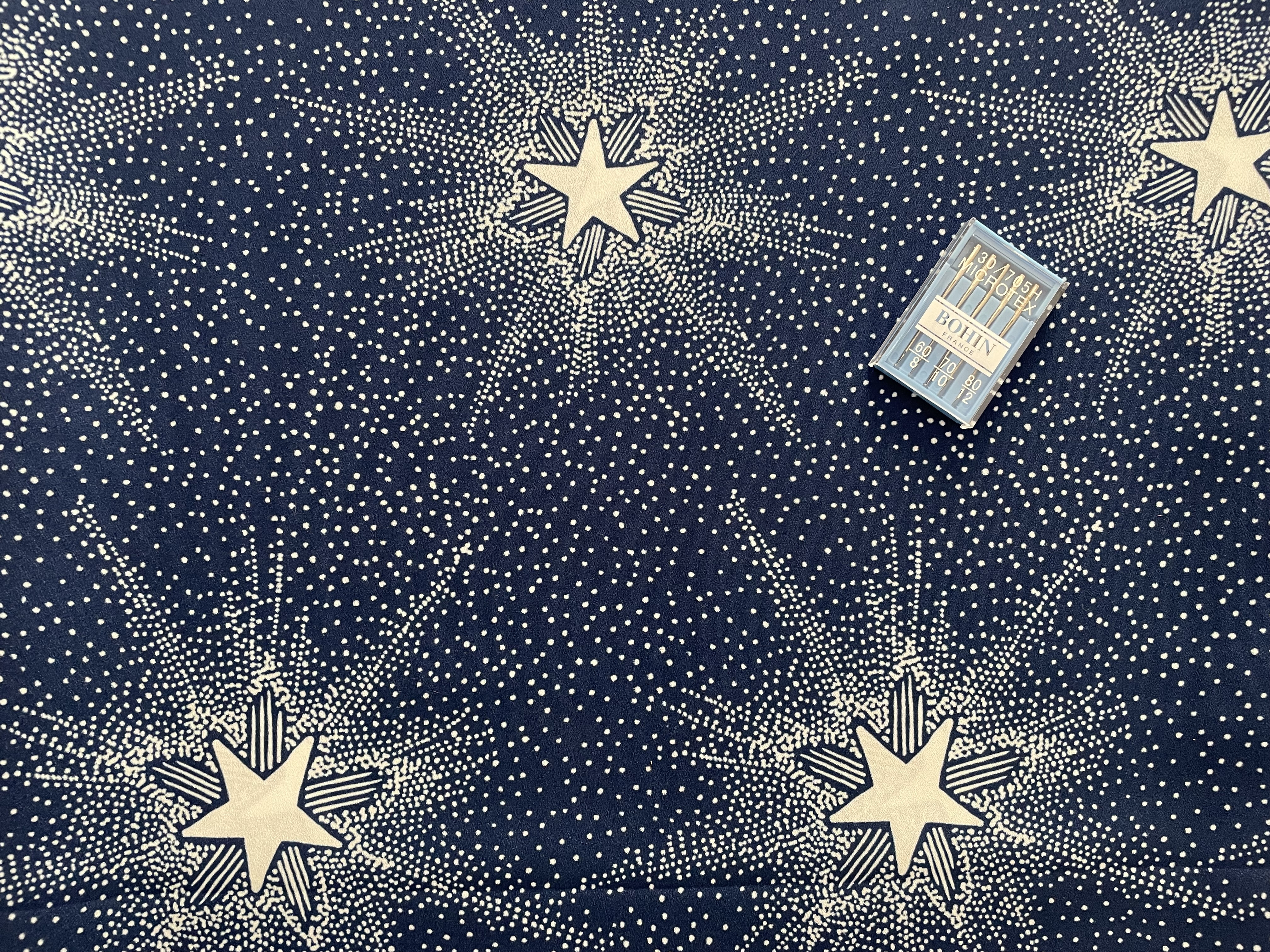 tissu-fluide-crepe-de-chine-bleu-etoile-paco-rabanne-haute-couture