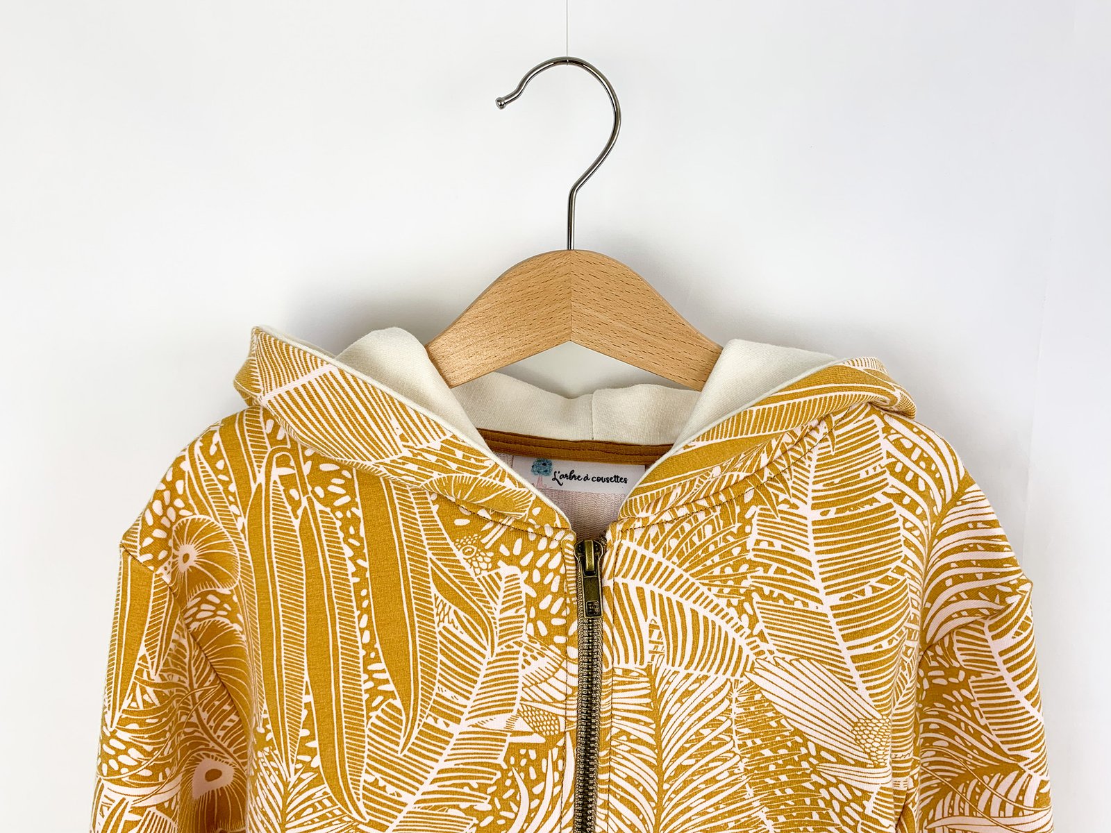 Patron de couture sweat zippé Dino - crête de dinosaure version dino