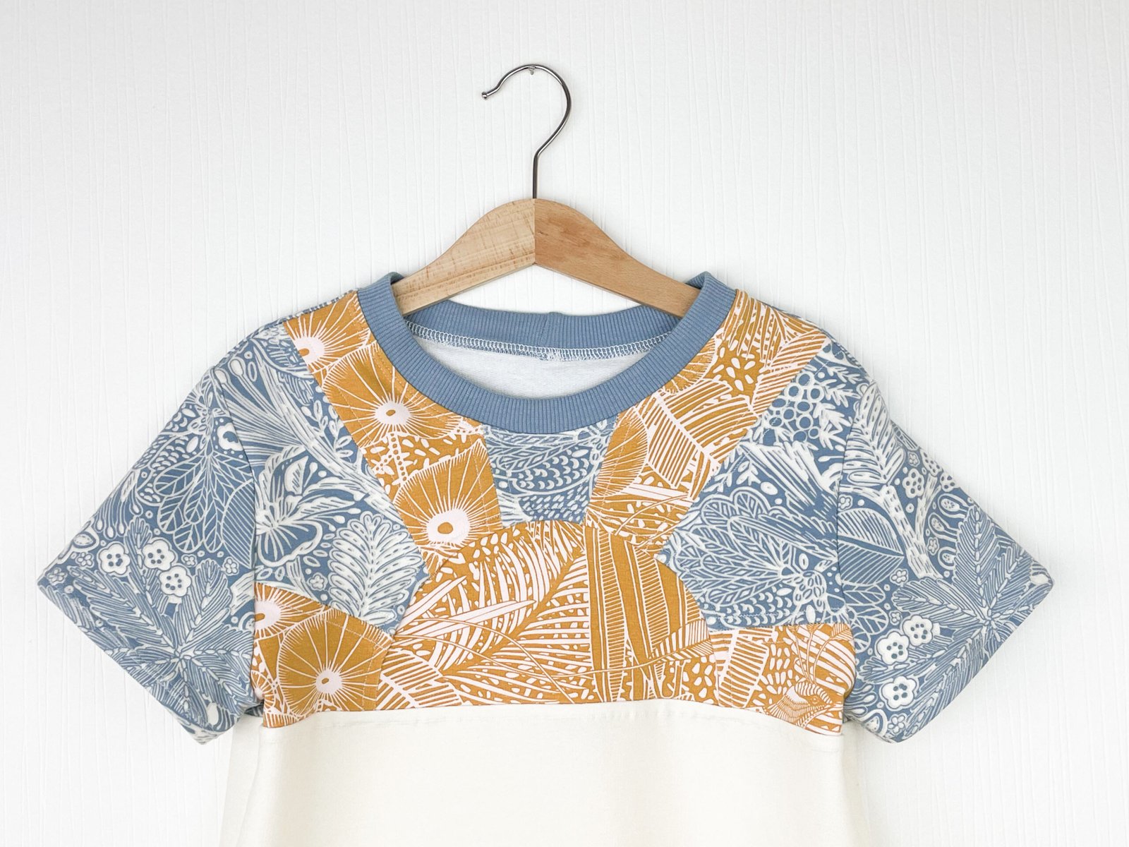 Patron de couture T-shirt Luminous - encolure surpiqée et ourlets soignés
